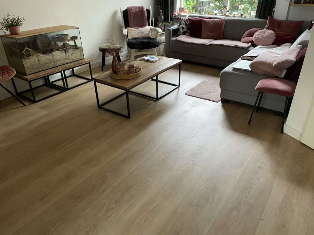 Visgraat PVC in Geldrop